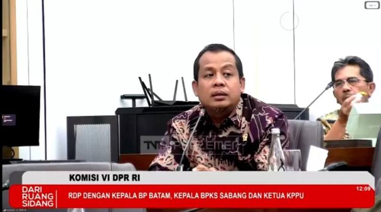 2026-07-17-soroti-banjir-sampah-hingga-pengangguran-di-batam-komisi-vi-dpr-ri-desak-bp-batam-ambil-langkah-konkret